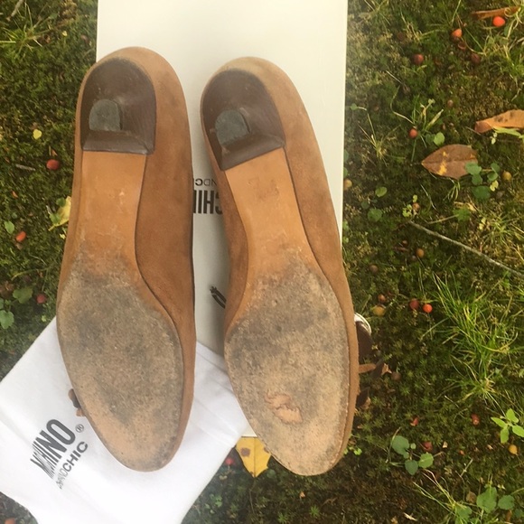 Moschino brown suede flats flower trim - Picture 3 of 6